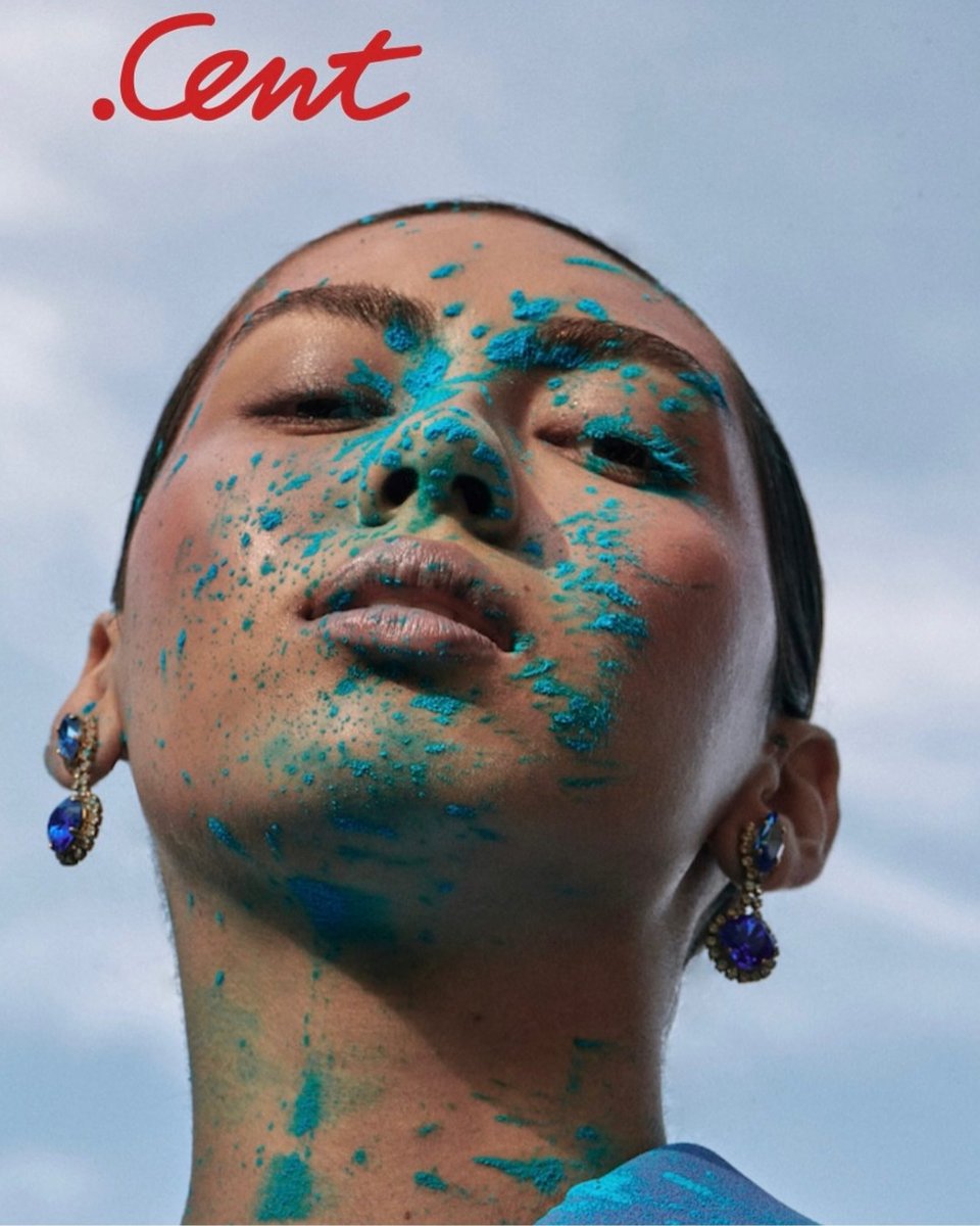 BLUE 🩵💙 We love blue, in all it hues. We have some beautiful blue pieces in our #SALE. Have you seen them? These beautiful portraits, showcasing our blue earrings were featured in #CENT magazine this summer.
vickisarge.com
#tbt  #vickisarge #handmadecostumejewellery