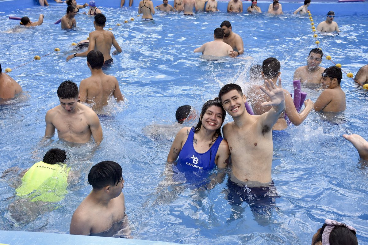 CascallaresPJ's tweet photo. ⛱️😎 ¡ARRANCÓ LA COLONIA DE VERANO 2024! 🌊

Las niñas y los niños de Almirante Brown ya realizan actividades acuáticas, recreativas y al aire libre en las diferentes sedes como nuestro Polideportivo Municipal de Ministro Rivadavia.

#BrownConVos https://t.co/yNSFRG9Dx2