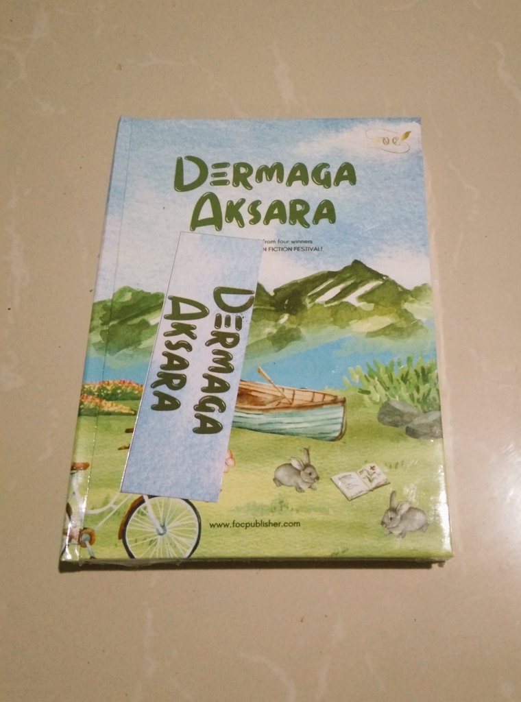 Wangy wangyyy, wangy apa nih?? Ehh ternyata kedatengan bookmail dari <a href="/FOCpublisher/">Felicity OC Publisher</a> 🥹🥹🫶🏻 so hwappyyyy, mana bonusnya banyak bgtttt plus dikasih permen juga biar tambah manis kali yaa 😽
Mana ini bukunya hard cover aaaaaaaa cakepppp, sekali lagi thank yayyy 🫶🏻❤️