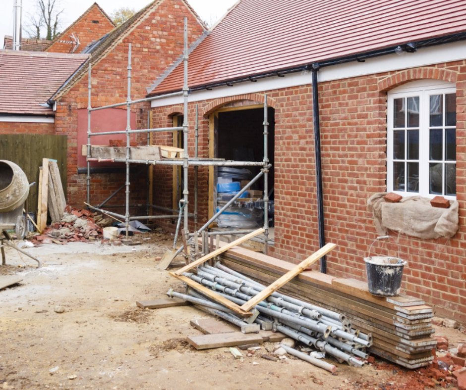 🏗️🏢 Donderdag 8 februari houden we voor architecten, bouwkundig tekenaars, adviseurs en bouwbedrijven een bijeenkomst ‘Omgevingswet en Wet kwaliteitsborging in de praktijk’. Hier krijgen zij onder andere uitleg over de nieuwe procedures.

👉 Lees meer op oostgelre.nl/omgevingswet-e….