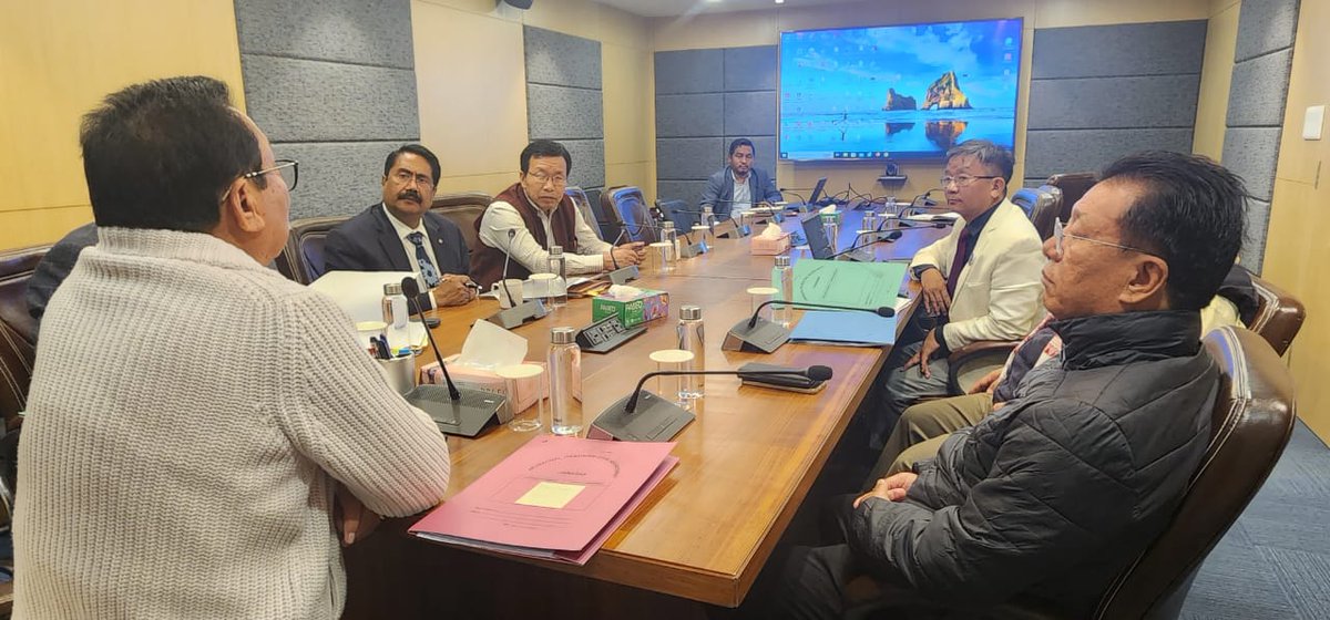 ChownaMeinBJP's tweet photo. Chaired a Core-Committee Meeting of Unsung Heroes and discussed about the way forward for carrying out research work on Unsung Heroes of Arunachal Pradesh. As we received representations from various communities and organizations for inclusion in the list of freedom fighters and martyrs, the Core Committee in its meeting today have decided to continue the research work on Unsung Heroes for one more year before the final publication of the report. In the meeting, ways to go about the publications of books in the history of Arunachal Pradesh for inclusion in the NCERT syllabus was also discussed.

The meeting was attended by Hon'ble Minister of Education & Cultural Affairs, Shri Taba Tedir, Advisor to HCM, Shri Tai Tagak, Vice-Chancellor, RGU, Prof Saket Khuswaha and Dani Salu, Member Secretary among others.