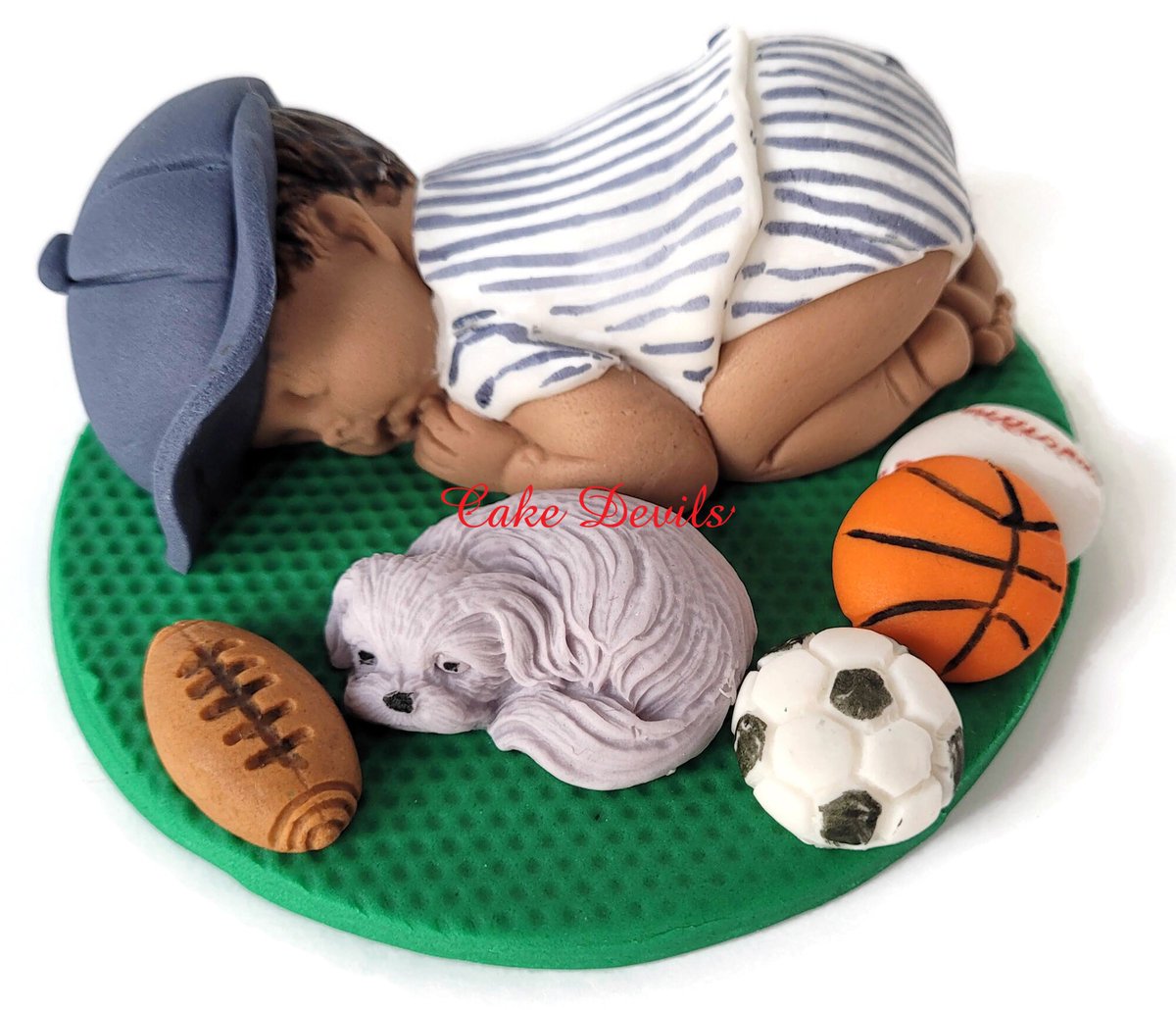 CakeDevils's tweet photo. Fondant Sports Baby Shower Cake Topper, Sleeping baby with baseball, soccer ball, basketball, and football, All Star Baby Cake Decoration 
Find it here https://t.co/USQs1S1tkz
^^^Click the link above to learn more!^^^
#FondantCakeTopper #SleepingBaby https://t.co/j390k44nDa
