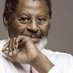 Ficamos, todos, mais pobres! 
Angola perde um filho distinto e dedicado. Rui Mingas faz parte da alma da angolanidade. Uma perda irreparável!
Ficamos mais pobres!
