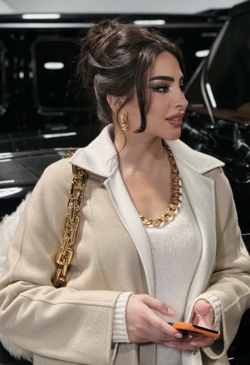 مُبهَم tweet media