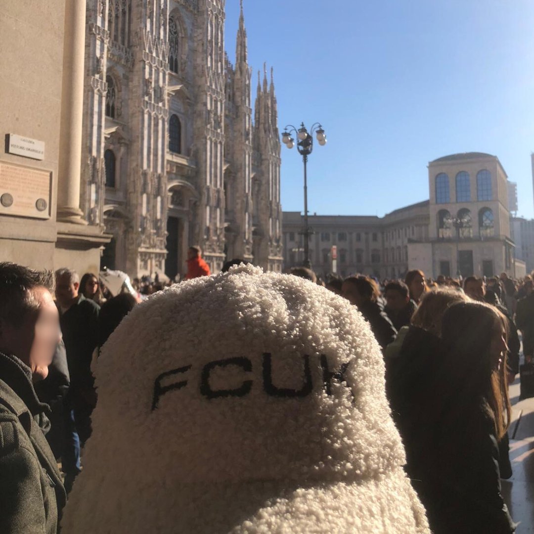 Just a casual $FCUK'wifhat chilling in Milan🇮🇹

We $FCUK in places you shouldn't 😹