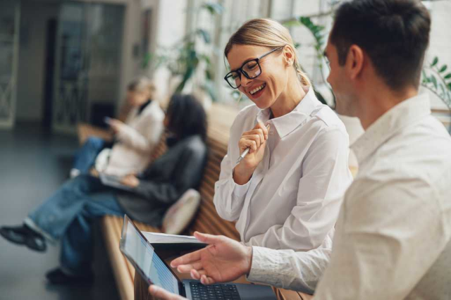 dcbunch20001's tweet photo. One-size-fits all #ITservicedelivery can result in minor issues getting the same priority as major objectives. In @CIOonline, ISG's Ola Chowning advises IT and business stakeholders set value levels together to make decisions on outcomes rather than cost. https://t.co/CTQrb2Lqsa https://t.co/rGKg1xDj0s