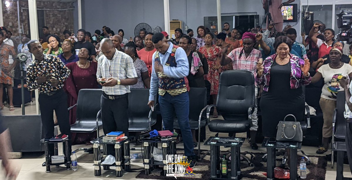 Freedom_cityHQ's tweet photo. ONE DAY WITH THE KING 2024!
"God does not have control and can never have control over the earth." Vitalis Chukwuemeka Onah
May you enjoy Kingdom blessings this year in Jesus' name, Amen!
#tnccc
#tnccchurchhq
#freedomcityhq
#onedaywiththeking
#kingdom https://t.co/8bNuUJj5EW