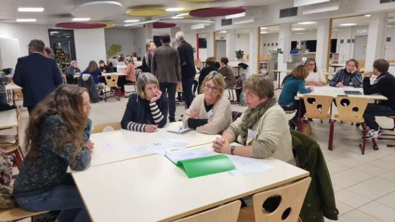Retour sur la Soirée de l'Innovation de la Haute-Saône  du PARDIE de l'<a href="/acbesancon/">Académie de Besançon</a> le mardi 19 décembre au collège Jean Macé de Vesoul : de nombreux échanges inspirants sur les projets innovants de la Haute-Saône.