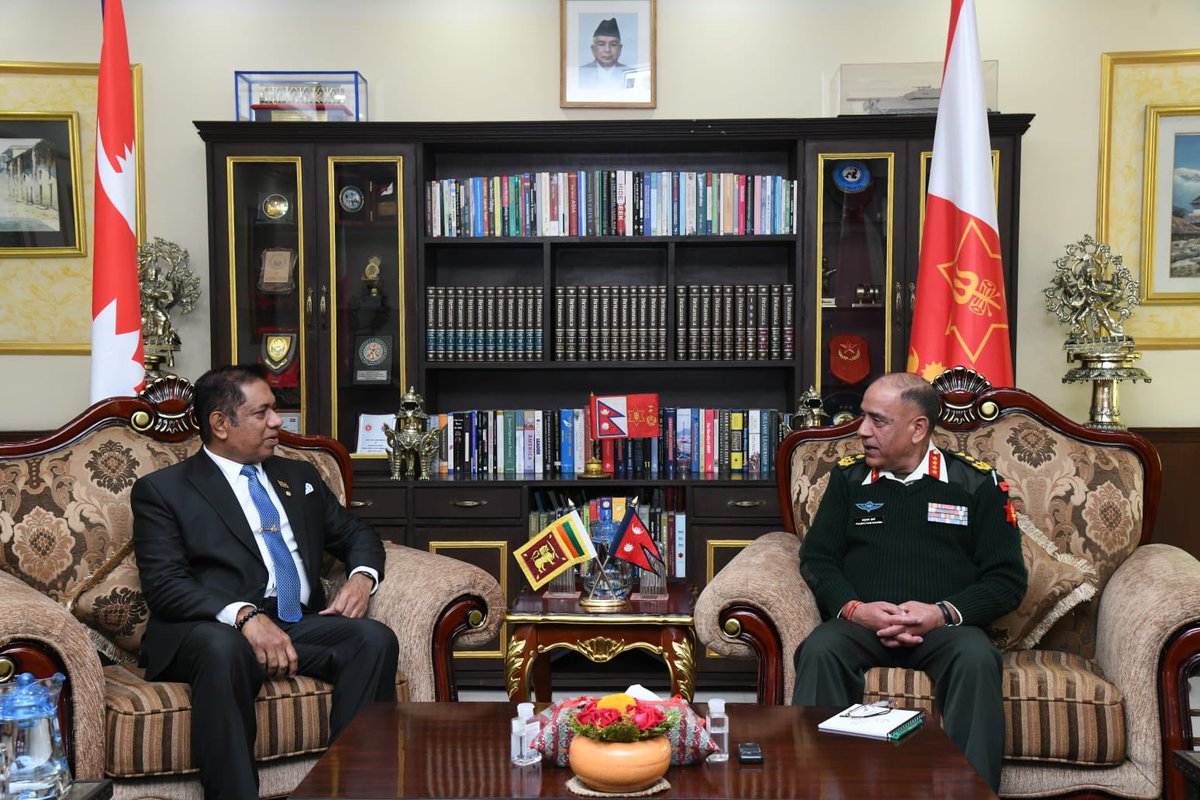 During their meeting today, Ambassador Pathirana and General Prabhu Ram Sharma, the Chief of the Nepali Army, engaged in a comprehensive discussion about how to strengthen military and defence relations between #SriLanka and #Nepal. They explored various possibilities and…