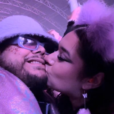 sarinamza's tweet photo. 𝓶𝔂 𝓵𝓸𝓿���� 𝓲𝓼 𝓶𝓲𝓷𝓮 𝓶𝓲𝓷𝓮 𝓶𝓲𝓷𝓮 ♡
@califixmusic  #NewProfilePic https://t.co/FUgwHe7TUq