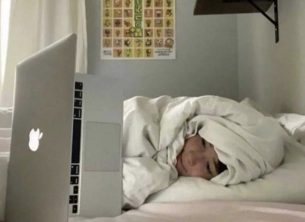 no te cansas de estar solo?

yo estando solo: