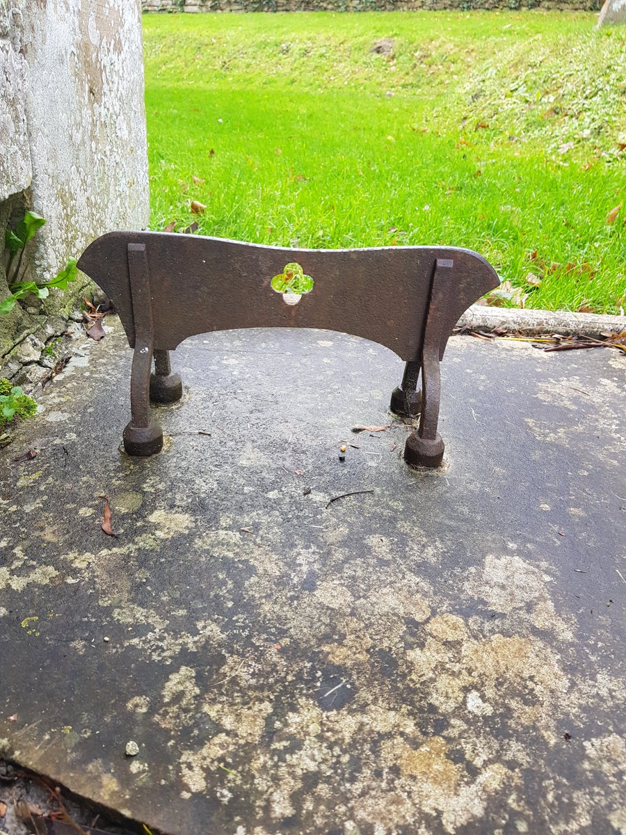 TheHistoryMouse's tweet image. As ever the Mouse's eyes scan the threshold for a #BootScraper and this time no disappointment is served up here at #DintonChurch. It's got a tiny pierced quatrefoil in it! #IronworkThursday