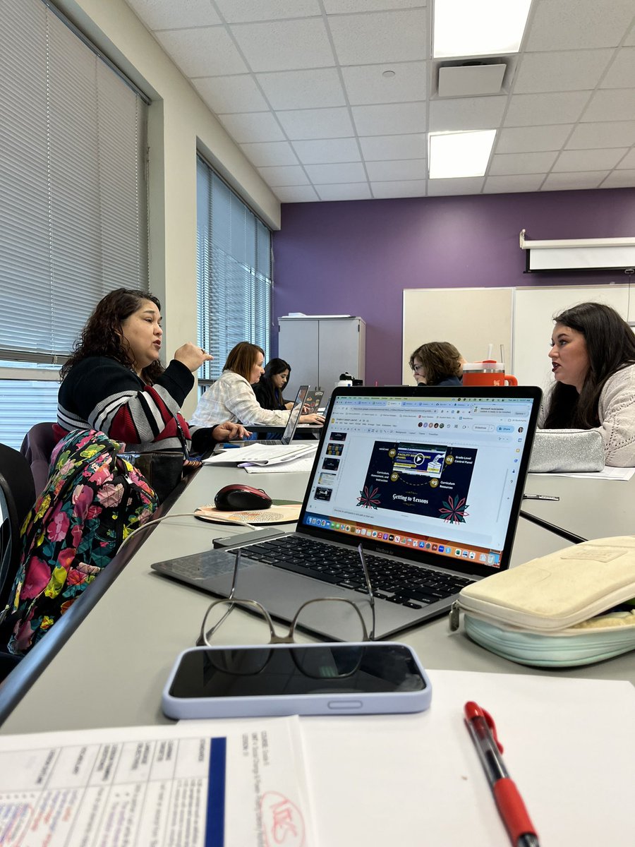 SAISD Reading-Language Arts tweet media