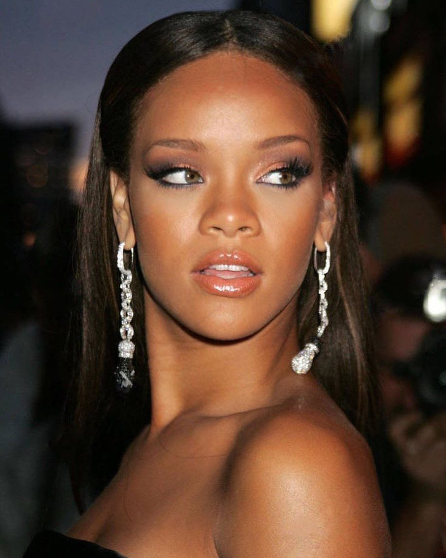 rihanna at 18.