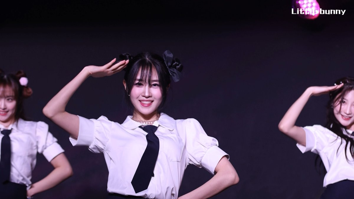 little_bunny_kr's tweet photo. 231223 TO MY ONLY:1 IN TOKYO
📹 O.O.O(Girls Planet 999) 커버 - ILY:1 아라

[4K,60p full]
🔗 https://t.co/a3b4XYSH86

#아일리원 #ILY1 #アイリーワン #아라 #ARA #アラ #ILY1_NewChapter #MY_COLOR #Blossom #TO_MY_ONLY1_IN_TOKYO #OOO #Over_Over_Over #Girls_Planet_999 #걸스플래닛999 https://t.co/m95snOazAo