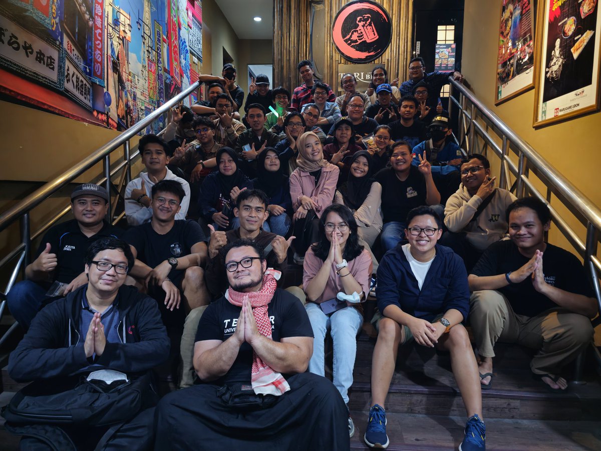 bchsr_'s tweet image. Selamat 12 tahun Beby-oshi 🫶