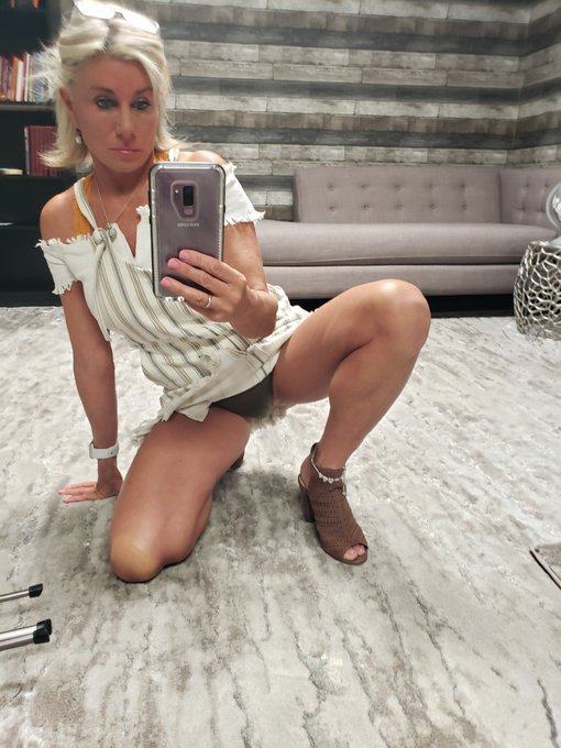 Throwback Thursday ! Have a good one ! https://t.co/88u6jeL6zq