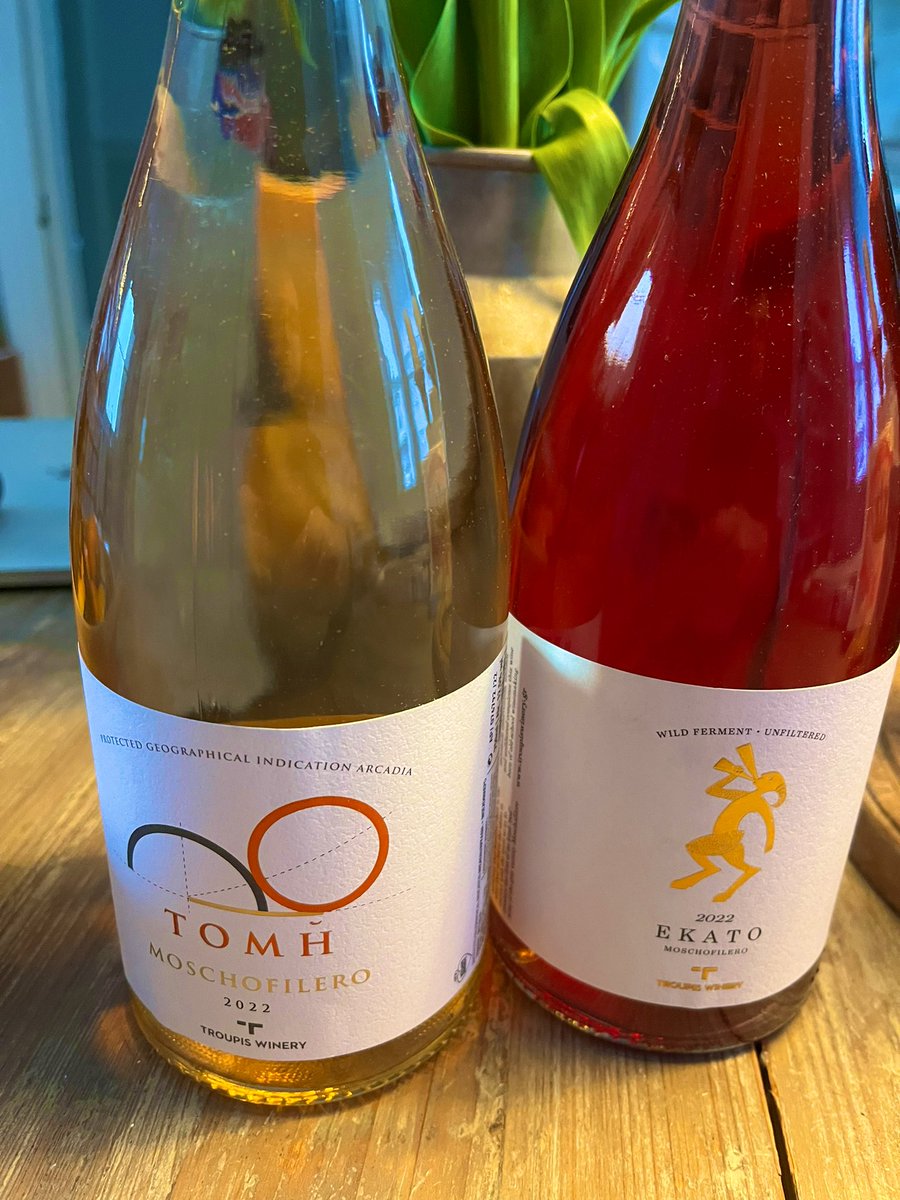 Very much looking forward to comparing these 2 Greek pinks in a very definitely not dry January! Thanks to <a href="/JancisRobinson/">Jancis Robinson</a> site for recommending. <a href="/TroupisWinery/">Troupis Winery</a> 🇬🇷 <a href="/noblerotmag/">Noble Rot Magazine</a> <a href="/LizGabayMW/">Elizabeth Gabay MW 🍷🌹🌿🌍🌈🌎🦋🌏</a>