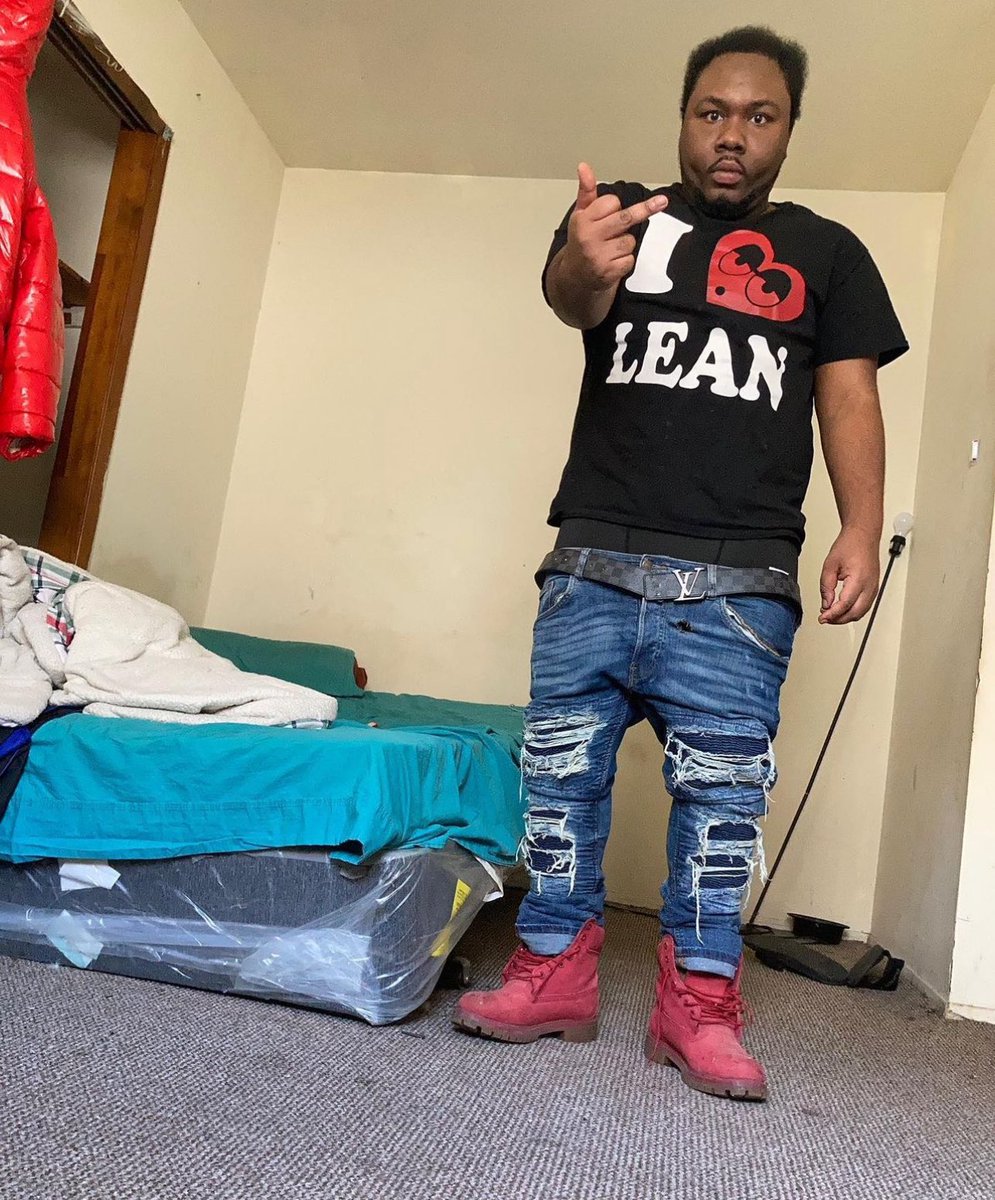 GripReaperr69's tweet image. I’m really livin’, not just rappin
Still active, still spinnin’
She gon’ fuck me off the rip when she read what’s up on this pendant💎💎
#LeanDiet #OnlyLiveOnce #SecretMeaning #Epstein #DiazIsOnTheEpsteinList #KiddieToucher #EpsteinList