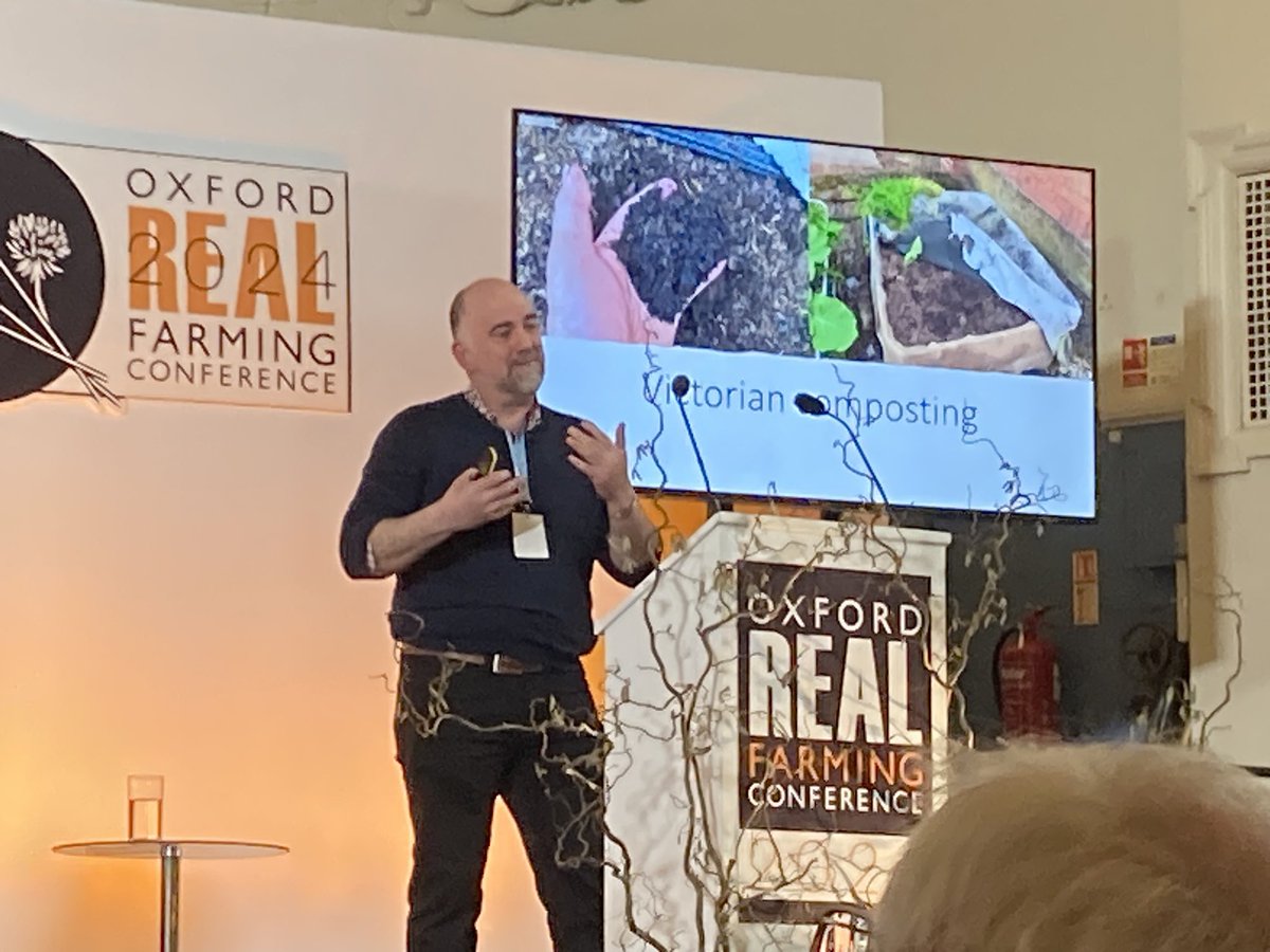 Speaking this afternoon at @orfc #ORFC24 @parker419 explains his biological arable farming system @TheGreenFarmCo1