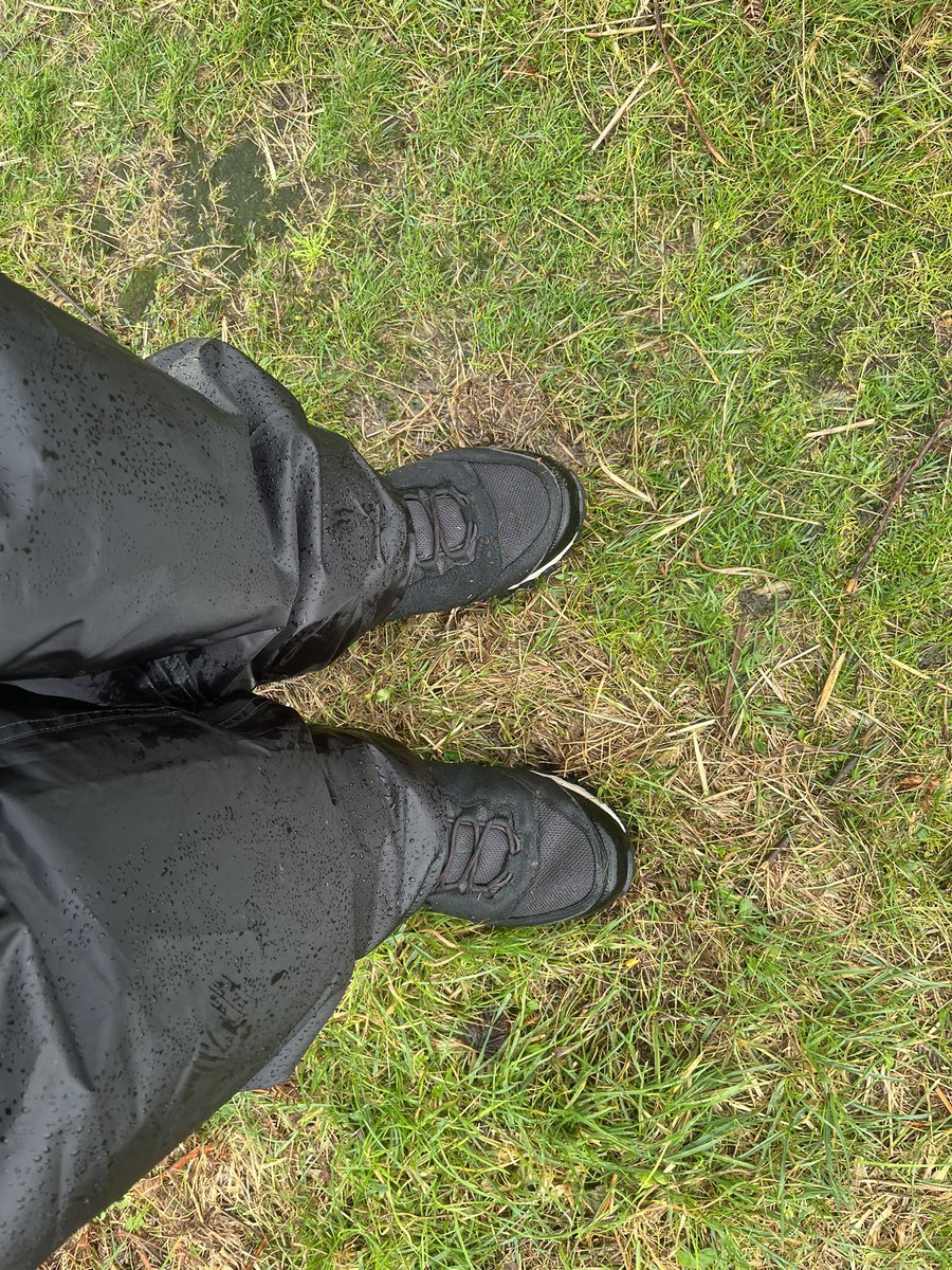 Jigman101's tweet photo. I can confirm that my new #JackWalker boots are NOT waterproof π‘ https://t.co/lk7ZxCcwNV