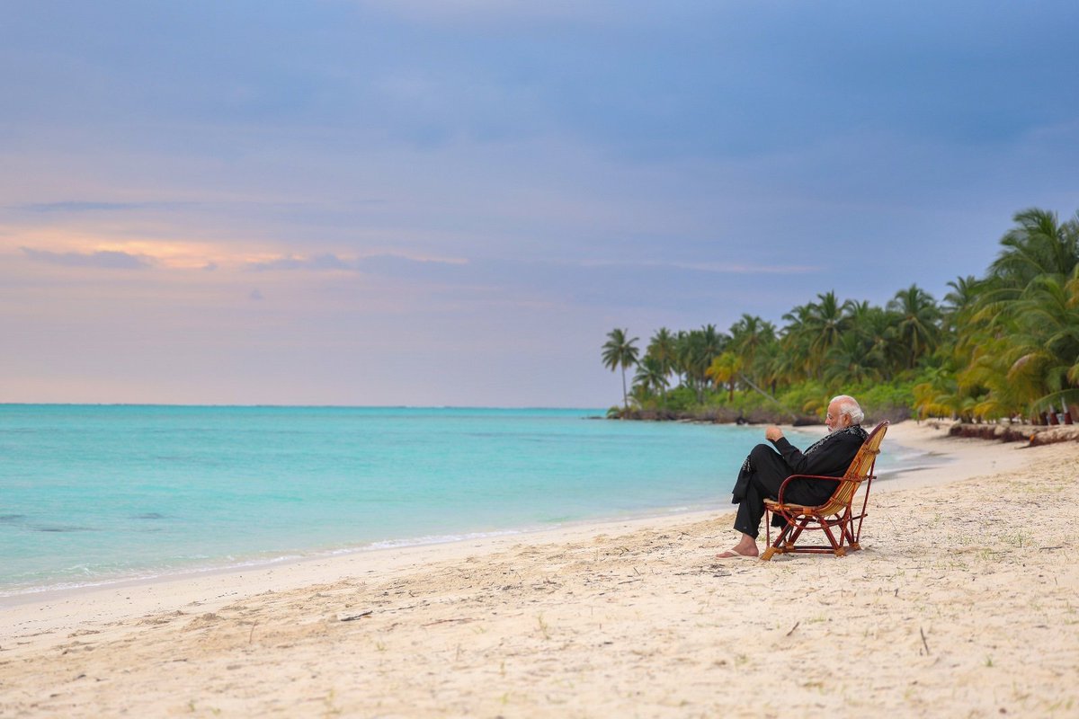 Prime minister Narendra Modi visits Lakshadweep. Lakshadweep has a great advantage to attract international tourists. But Liquor is prohibited in all Islands except Bangaram in Lakshadweep, which is a big obstacle. #Lakshadweep #tourism #tourist #Maldives
