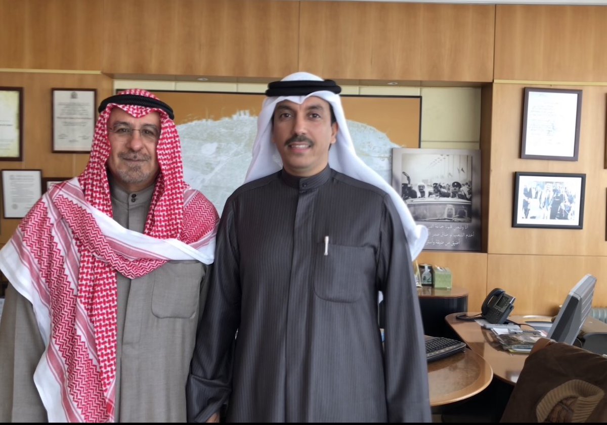 binqamra_'s tweet photo. الحمدلله من قبل ومن بعد

نبارك للكويت وللشعب الكويتي 

ونسأل الله أن يعينه على شرف حمل الأمانه ،
وأن يسدد خطاه لما فيه خير البلاد والعباد .

 #محمد_صباح_السالم https://t.co/O2ETmpYnZA