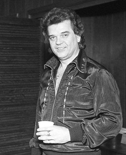 WaymoreJennings's tweet photo. Happy #TwittyThursday everyone! https://t.co/xJsqv6ImNL