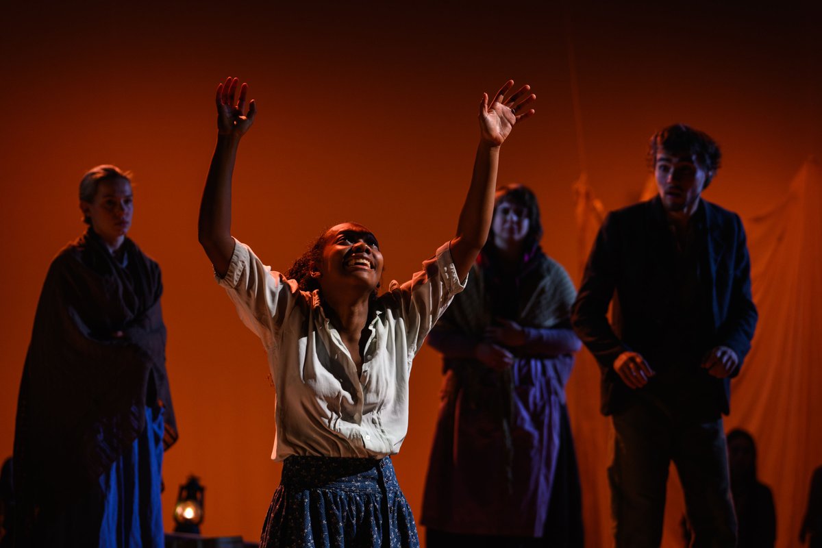 🚨 Less than two weeks until our Drama undergraduate application deadline for September 2024 entry! 

Be sure to submit before Wednesday 17 January to make use of our amazing facilities and develop your industry links. 

Apply now ⬇️
gsmd.ac.uk/study-with-gui…