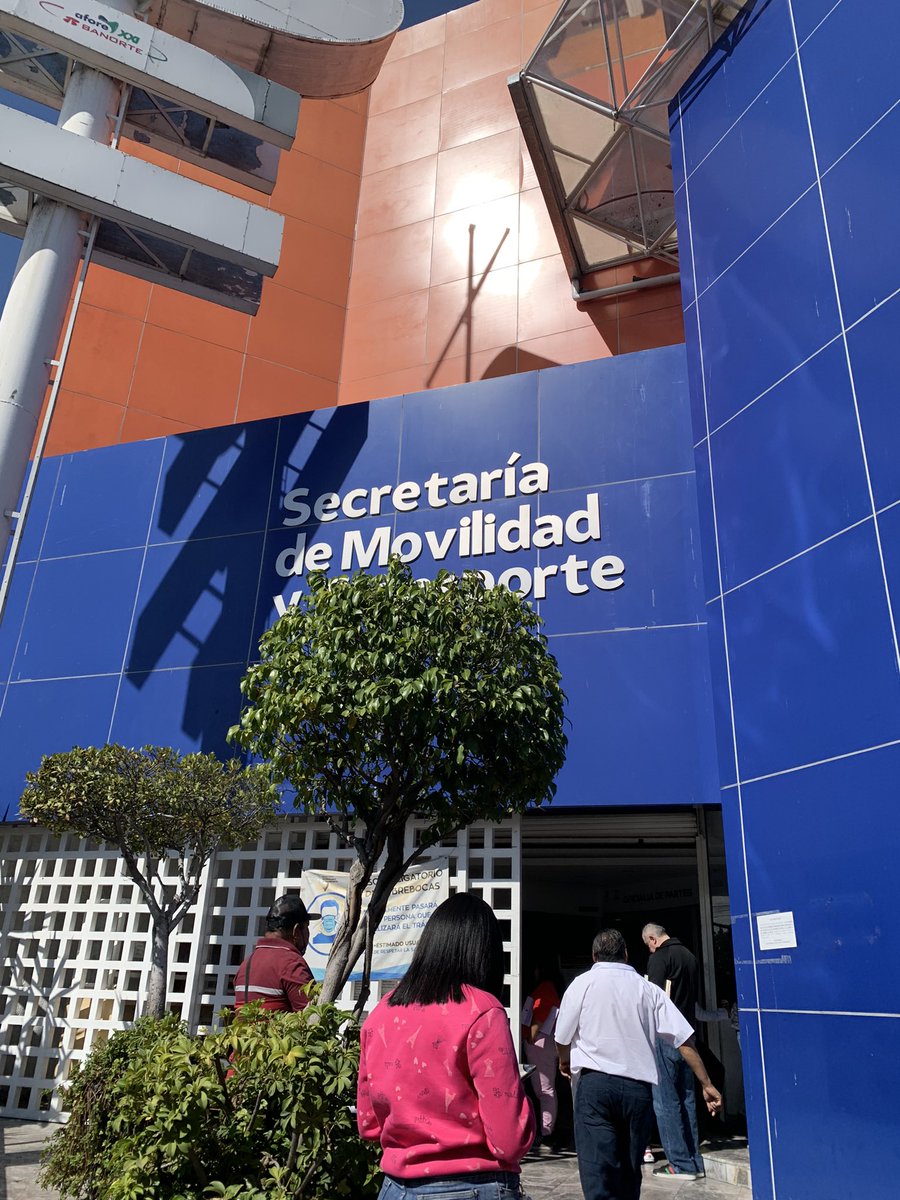 Jeglemqz's tweet photo. Hoy si quiero felicitar a los Movilidad y transporte de #Morelos la atención es muy buena, los señores son muy amables y pacientes con uno,  la señorita linda es bonito ser humano. Si hay Tarjetas de circulación ! y es muy rápido el trámite del refrendo. 
Pd.aun no hay licencias https://t.co/DiScMu8eG3