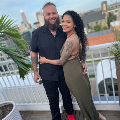 RastaRichTv's tweet photo. #NewProfilePic https://t.co/W2NQGzcB3X