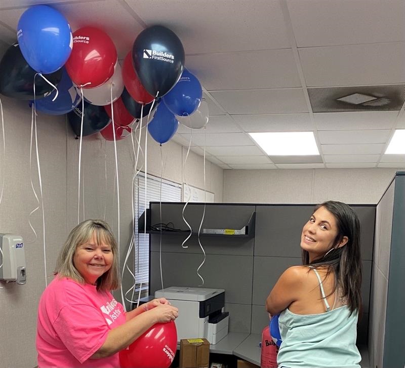 BldrFirstSource's tweet photo. We're thrilled to celebrate the #MiltonFL truss team for achieving an incredible milestone: ONE YEAR accident-free! 💪

This outstanding achievement is a testament to the team's unwavering commitment to #safety. Way to go, Milton location! 👏 https://t.co/pVa8T9HuYJ