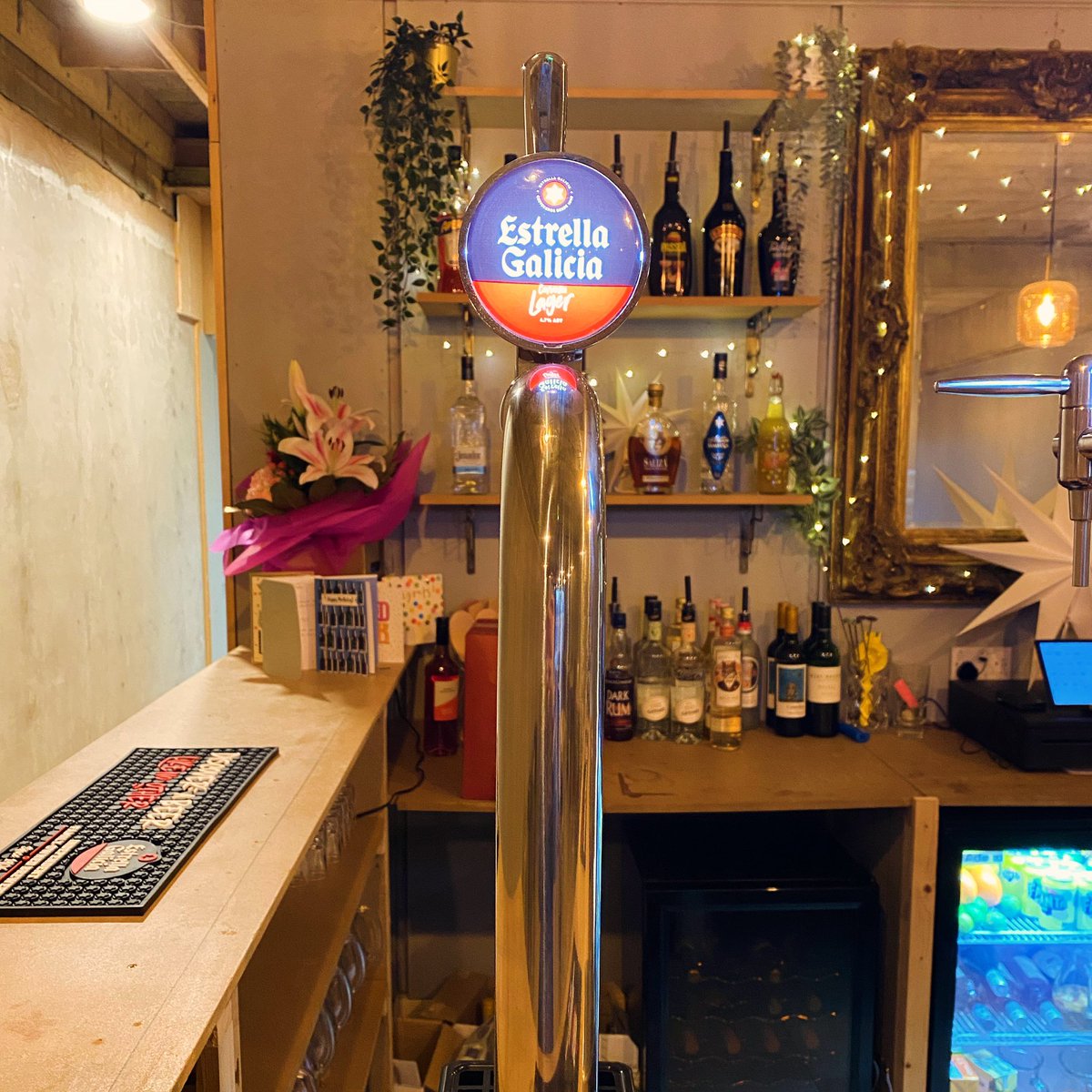 dos_urbano56's tweet photo. Hey everyone, here are our opening hours for this week 

We are back open tomorrow 4pm-12
We have a great selection of Draught, Bottled Beers, Wines, Spirits and Sangria 

For those of you not drinking we have bottles of @EG00 plus some nice low and no options https://t.co/Fotqm9RklZ
