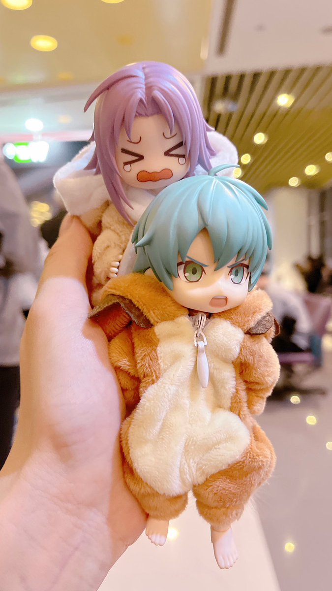 hatori_ellen's tweet photo. gay trip https://t.co/hxB8sdrsci