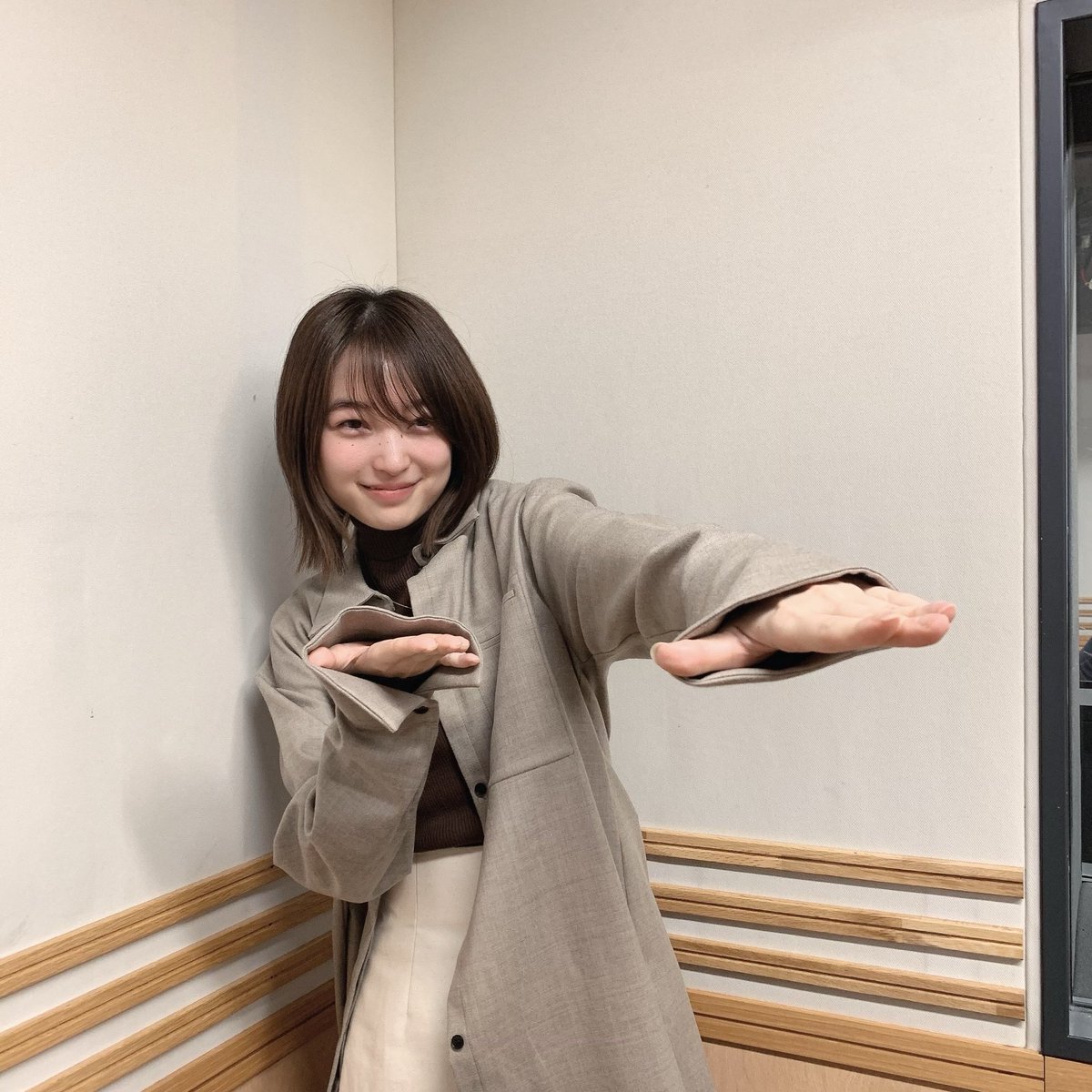 himi2bako's tweet photo. #197「明けましておめでとうございます」
本日も #ひみつばこ ありがとうございました。色んなことに恐れずに挑んでいくスタイルで２０２４年をシュシュっと突き進んでいきます。番組でも作品の話いっぱい聞かせてもらいましょうねー！写真はシュシュっと参上の忍者ゃま。#agqr https://t.co/JqlmfzIj8i
