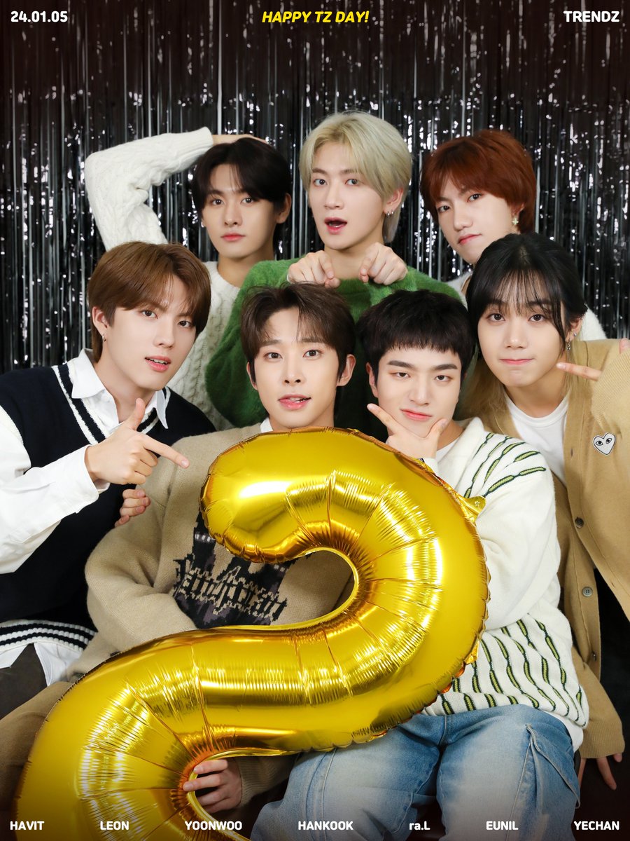 TRENDZ_OFFCL's tweet photo. [📷]

24.01.05 
#HAPPY_TZ_DAY
TRENDZ 데뷔 2주년🥳

2nd Debut Anniversary
Congratulations!

#TRENDZ #트렌드지 https://t.co/lQFOdyCObd