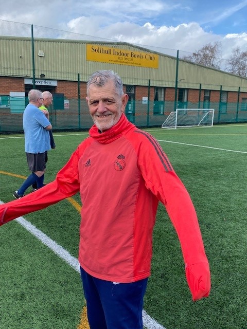 NEW YEAR NEW YOU! PUT THE SMILE BACK ON YOUR FACE AND A STRIDE IN YOUR STEP WITH WALKING FOOTBALL!
#BirminghamMind  #ageuksolihull #over60 #OVER70 #mentalhealth #OVER50 #parkinsonsexercise #funfitnessfriendship #WalkingFootball  #ageconcernbirmingham #advancedcolourcoatings
