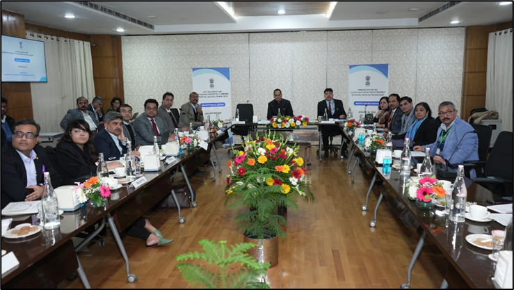 DARPG_GoI's tweet photo. Secretary, @DARPG_GoI Shri V. Srinivas chaired a Brainstorming Session on #Emerging and Future e-Governance Initiatives, e-Commerce initiatives, and Emerging Technologies, on January 4, 2024, at CSoI, New Delhi.
#DARPGBrainstormingSession https://t.co/t9Yi6MNzFx
