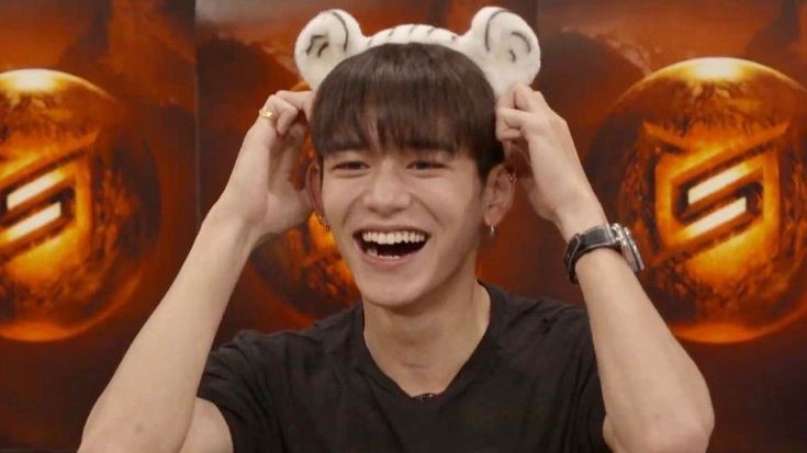 wyukheipics's tweet photo. i miss him so much https://t.co/aF5bnYCjb9