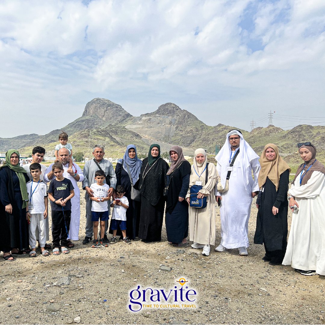 GraviteTravel's tweet photo. 24 Aralık-6 Ocak tarihleri arasında gerçekleştirdiğimiz Umre ziyaretimizden kareleri sizlerle paylaşıyoruz. Yeni turlarımız için bizi takip edin.

📞 +90 537 525 75 51 / +49 176 565 34 211
🌐 https://t.co/rUJXekBOR6

#GraviteTravel #Seyahat #Hac #Umre #YurdışıTurları #Gezi #Tur https://t.co/K4Aa34QNQm
