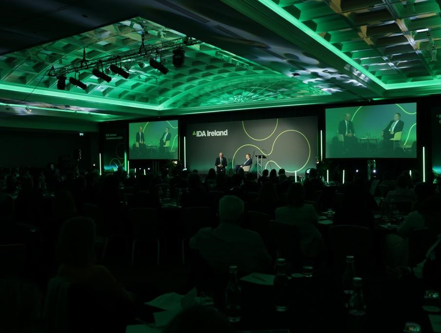 IDAIRELAND's tweet photo. We are delighted to have successfully completed the first day of our 2024 Annual Conference. Hosted by IDA CEO Michael Lohan, the conference provided an opportunity for high-profile thought leaders to discuss #AI, #LifeSciences, #Transformation, #RenewableEnergy and #GreenFuture. https://t.co/Kcb88KZ25H
