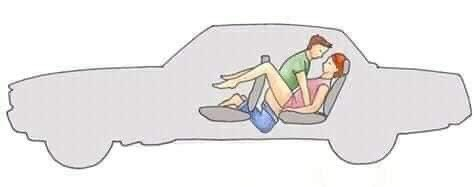 LatinaCasanova's tweet photo. How to have car sex 101: https://t.co/HVJb1aMpGC