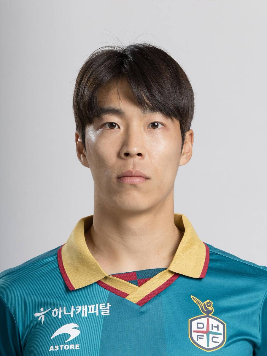 Jubiloiwata_YFC's tweet photo. 【石田 雅俊選手　完全移籍加入のお知らせ】

大田ハナシチズン(韓国)に所属しておりました #石田雅俊 選手(FW)が、ジュビロ磐田に完全移籍加入することが決定しましたので、お知らせいたします。

https://t.co/1ZAcCisxXj https://t.co/WDwUh3bQA3