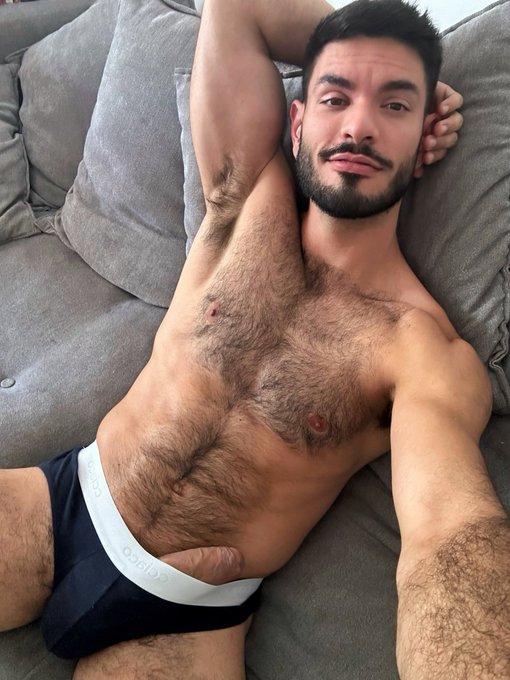 En Buenos Aires la semana que viene !  Con quien me queres ver hacer collab ? Deja tus comentarios 😈  https://t