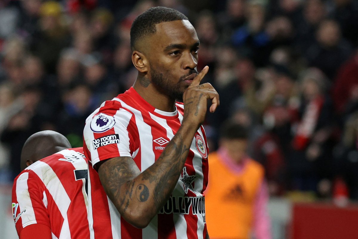 FabrizioRomano's tweet image. 🚨🐝 Thomas Frank announces Brentford have no plans to sell Ivan Toney in January: “Yes, he’s staying”.

“He is a Brentford player. I can’t see why we would sell him and I would love to have him for a longer time”.

“It needs to be an unbelievable price. So he will stay here”.