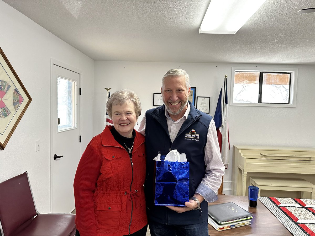 It was great to kick off the New Year by joining the Retired Teachers Association of Montague County! We discussed Prop 9, which delivered our retired teachers a COLA & a one-time supplemental payment for those 70+. I'm proud that our retired teachers are finally receiving this…