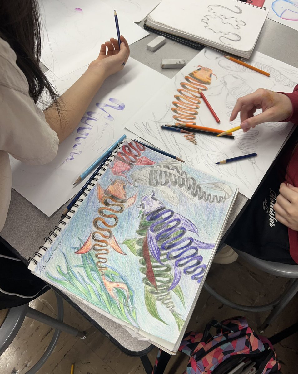 MrsAArtClass's tweet photo. 6th grade ribbon animal final drawings have begun! https://t.co/PoMx40UJsK