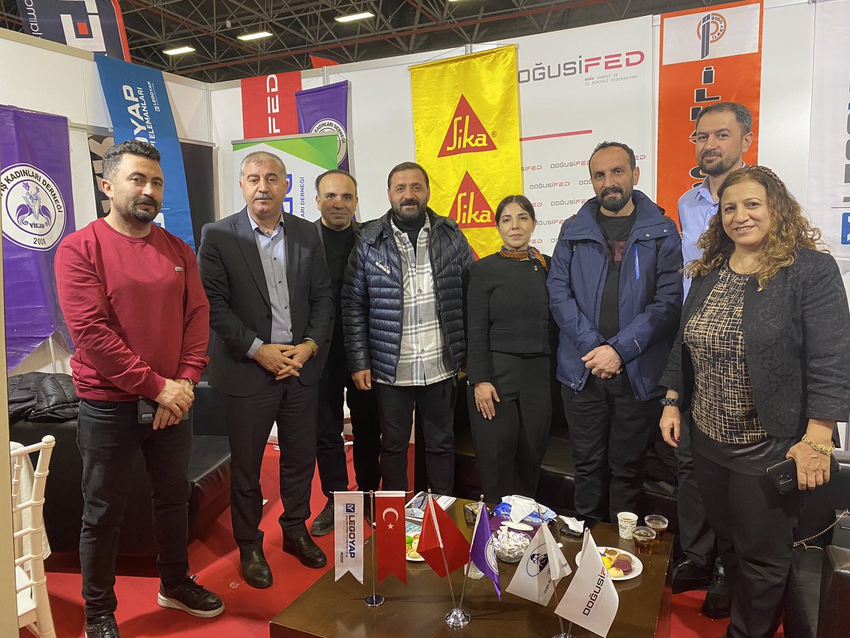 ridvancan0011's tweet photo. Dakaf24 Doğu Anadolu Kariyer Fuarı'nda yerini alan
#DOĞUSİFED ve üye dernekleri #LEGOYapıAş #ÖZARASAŞ #MüslümErbayİnşMüh #PROSER #İlkayOSB #AsurMuhYalıtım #ZinSigorta…
Firmalarının stadını ziyaret ettik. @MuslumErbayy
@turkonfed @suatciftci89 @dogusifed_ https://t.co/sK5jWEZ8Hi