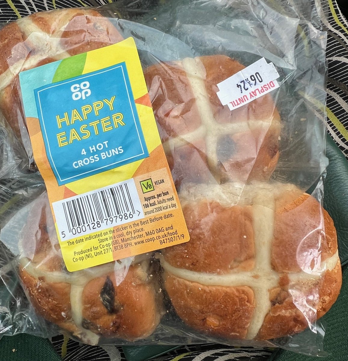 Hot cross buns and 'happy Easter' on Jan 2nd? Surely not @coopuk - it's not even epiphany yet!!