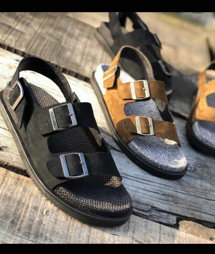 ATsobaza's tweet photo. 🎒 Get your kids ready for school with our handmade sandals! Crafted for comfort and durability, these sandals are perfect for the new school year. Let their feet step confidently into the classroom! #BackToSchool #HandmadeSandals 📚✨. A DM to @Ex_plosivo will do the job. https://t.co/EA8uYTW1EU
